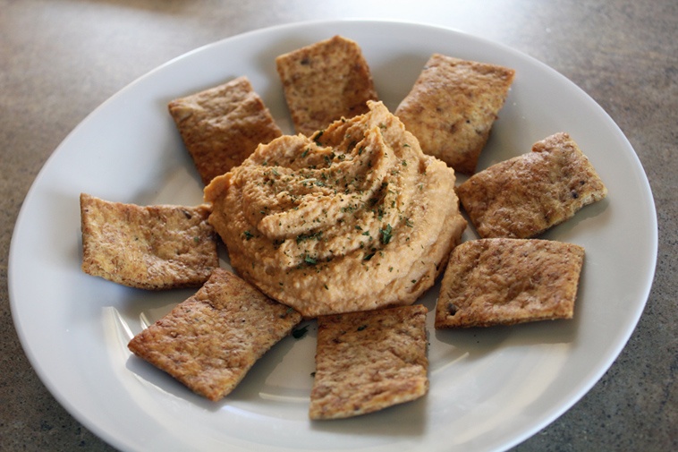Healthy Tailgating Snack: Buffalo Style Hummus